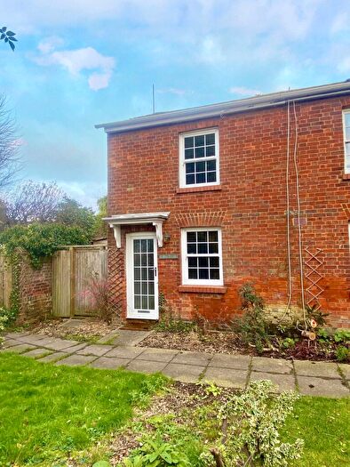 2 Bedroom Cottage To Rent In West Passage, Tring, Herts, HP23