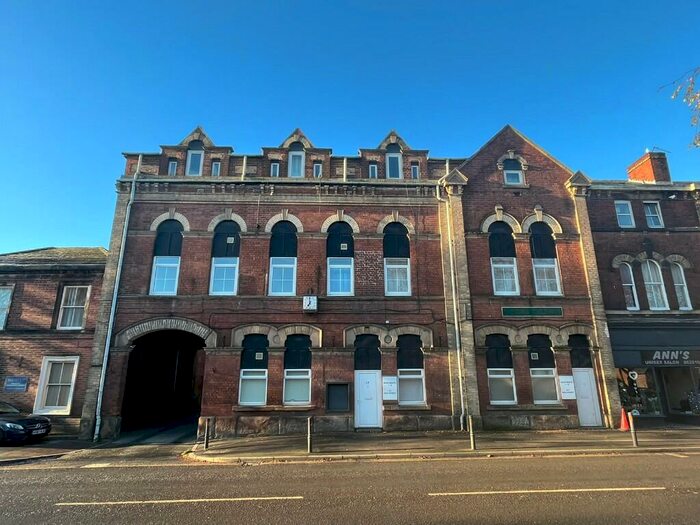 2 Bedroom Apartment To Rent In High Street, Clay Cross, S45