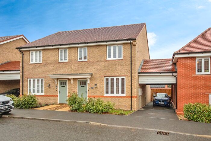 3 Bedroom Semi-Detached House For Sale In Skylark Way, Long Melford, Sudbury, CO10