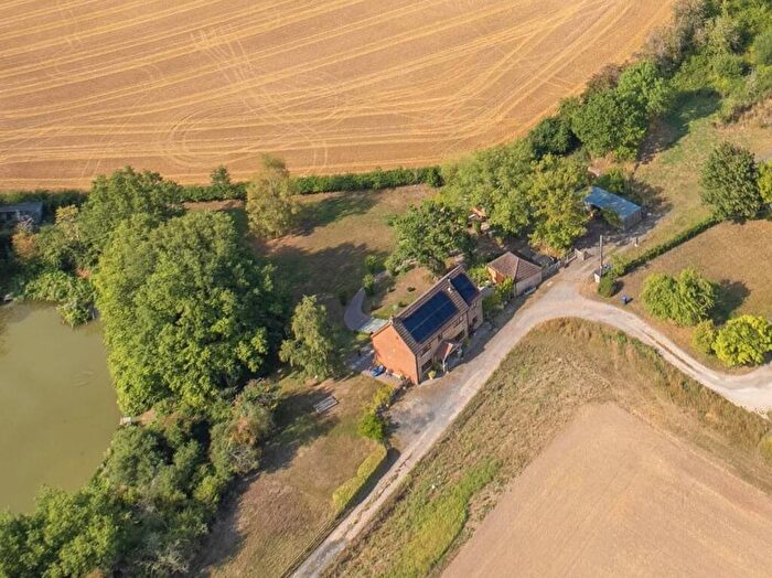 5 Bedroom Detached House For Sale In Common Lane, Mappleborough Green, B80