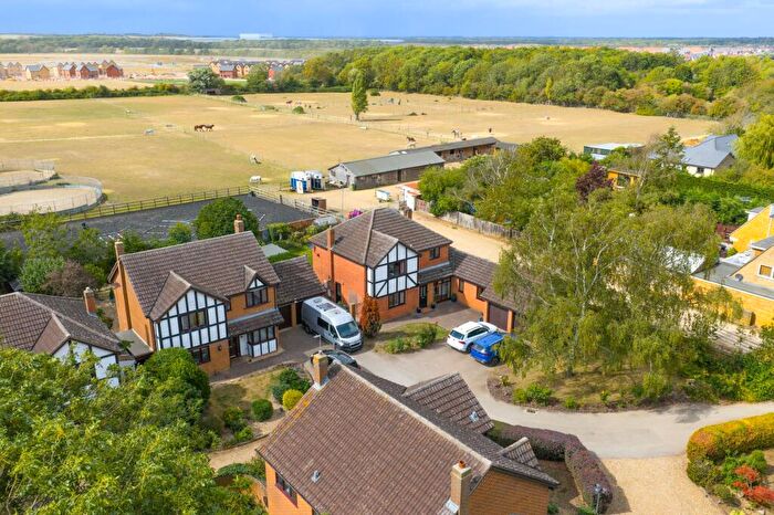 5 Bedroom Detached House For Sale In London Road, Yaxley, PE7