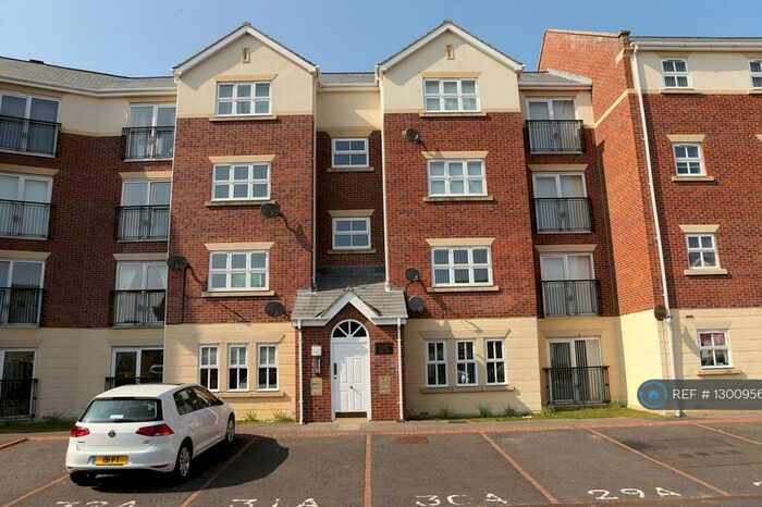 2 Bedroom Flat To Rent In Alexandra House, Sunderland, SR2