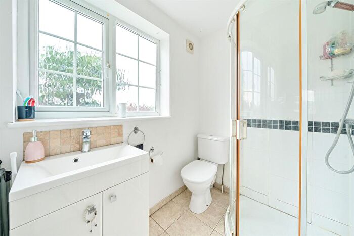 5 Bedroom End Of Terrace House For Sale In Wayside Mews, Maidenhead, SL6
