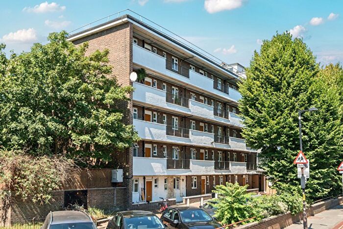 3 Bedroom Flat For Sale In Crawford Estate, London, SE5