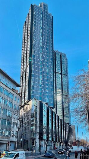 2 Bedroom Flat To Rent In City Road, London, EC1V