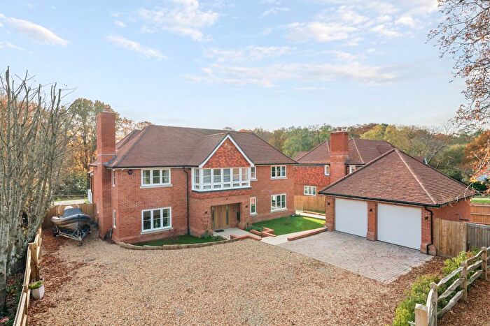 4 Bedroom Detached House For Sale In Church Lane, Awbridge, Romsey, Hampshire, SO51