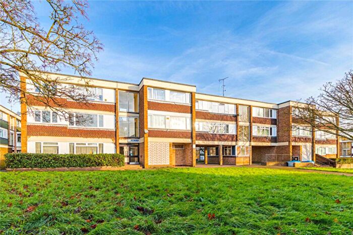 1 Bedroom Apartment To Rent In Livingstone Walk, Hemel Hempstead, Hertfordshire, HP2