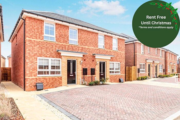 3 Bedroom House To Rent In Almond Avenue, Whittlesey, Peterborough, PE7