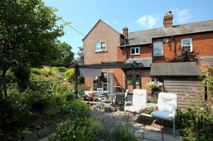 3 Bedroom End Of Terrace House For Sale In Brightstone Lane, Lower Farringdon, Alton, Hampshire, GU34