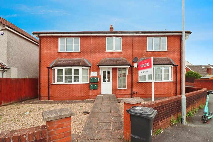 2 Bedroom Flat For Sale In Kimberley Road, Fishponds, Bristol, BS16