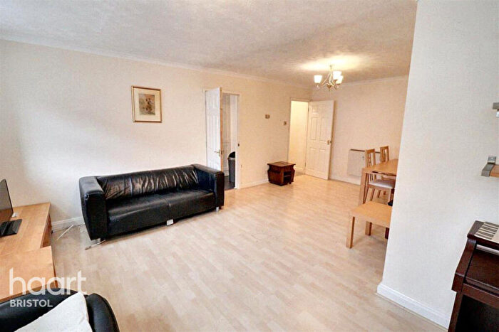 2 Bedroom Apartment To Rent In Richmond Dale, Bristol, BS8