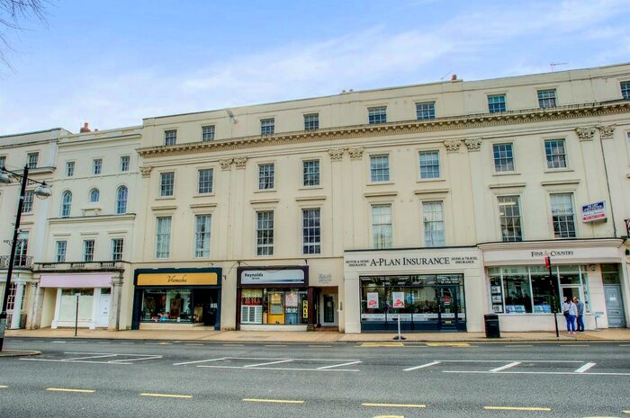 1 Bedroom Flat To Rent In The Parade, Leamington Spa, CV32