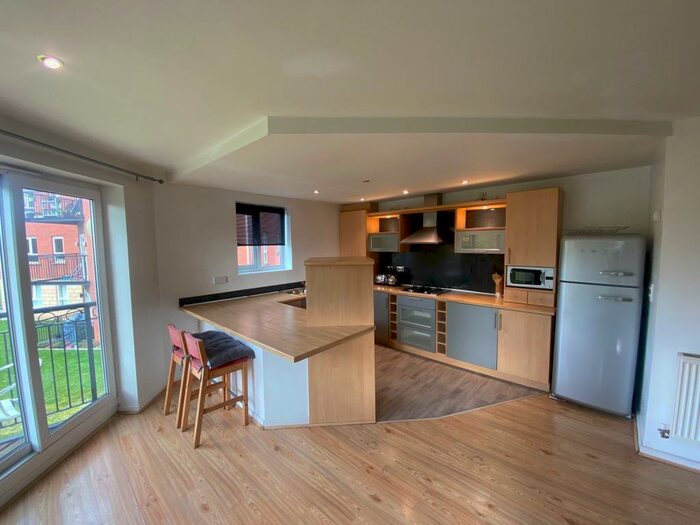 2 Bedroom Apartment To Rent In City Quay, Liverpool, L3