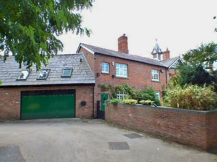 4 Bedroom Mews To Rent In The Stables, Whatcroft Hall Lane, Northwich, CW9