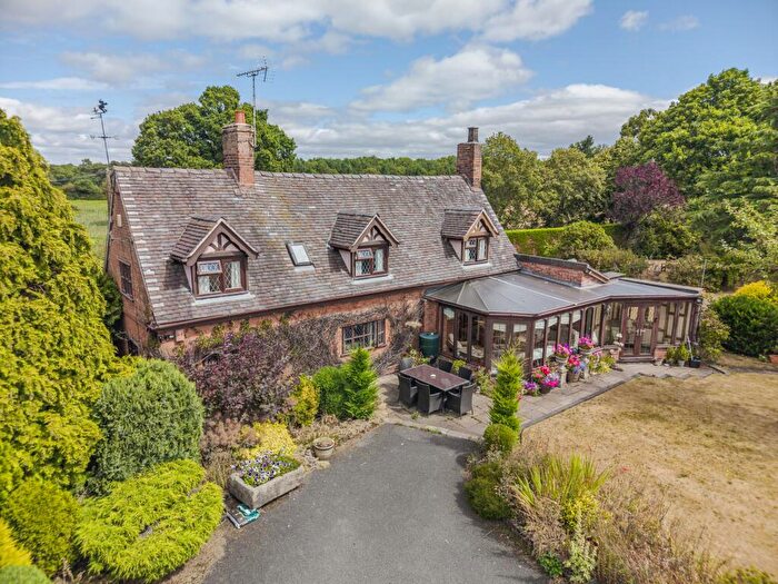 3 Bedroom Detached House For Sale In Crewe Road, Hatherton, Nantwich, CW5