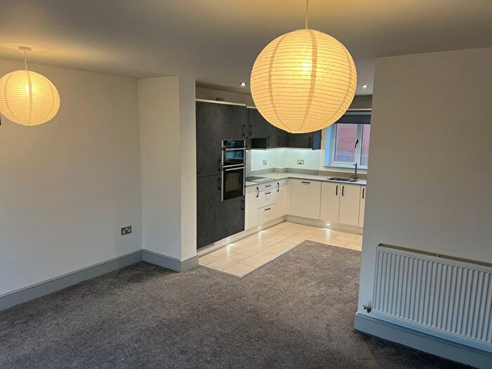 1 Bedroom Flat To Rent In St. Catherines Close, Birmingham, B15