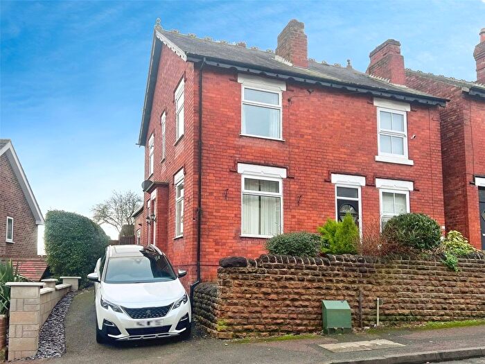 3 Bedroom Semi-Detached House To Rent In Archer Street, Ilkeston, Derbyshire, DE7