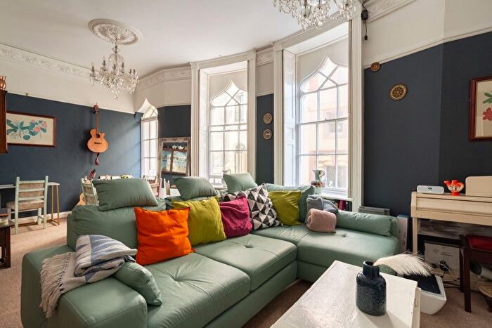 1 Bedroom Flat For Sale In Marine Parade, Brighton, BN2