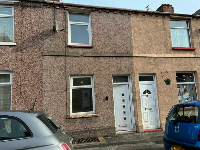 2 Bedroom House To Rent In Goldsmith Street, Barrow-In-Furness, Barrow-In-Furness, LA14