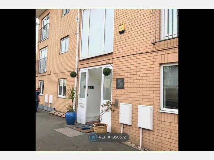 2 Bedroom Flat To Rent In Elm Street Lane, Cardiff, CF24