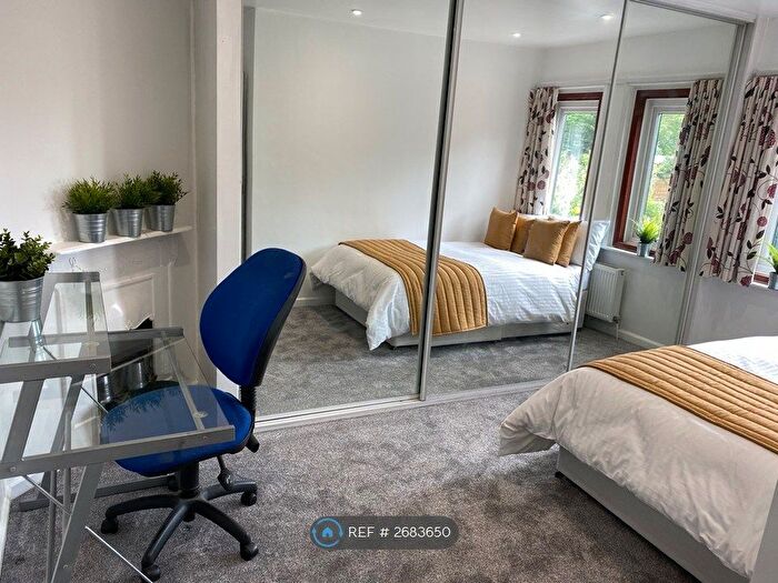 6 Bedroom Semi Detached House To Rent In Harefield Road, Southampton, SO17