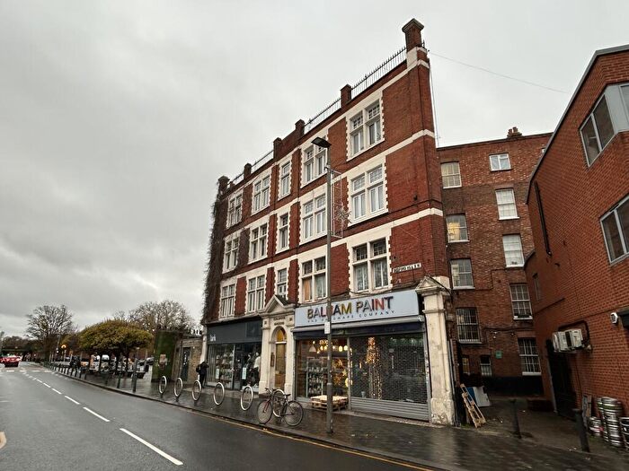 1 Bedroom Flat For Sale In Flat Coalbrook Mansions, Bedford Hill, Balham, London, SW12