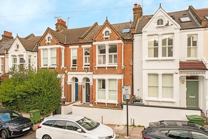 2 Bedroom Flat For Sale In Killyon Road, Clapham, SW8