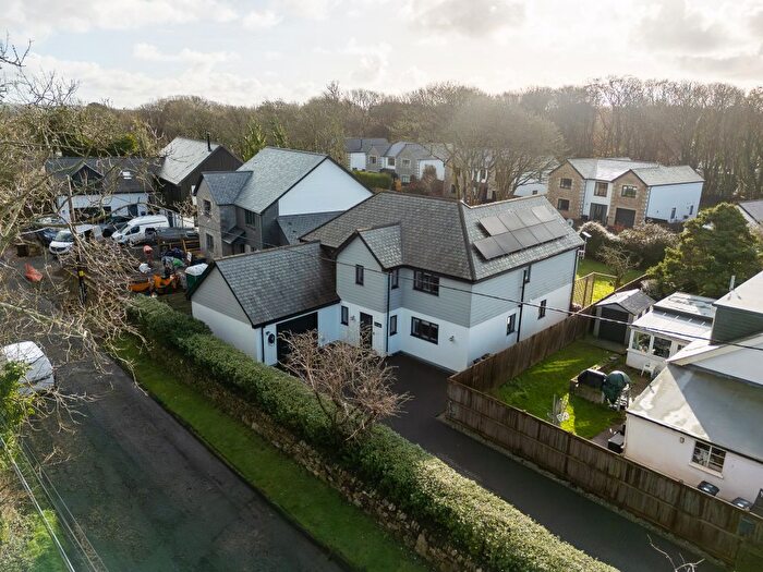 4 Bedroom Detached House For Sale In Trescowe Road, Goldsithney, TR20