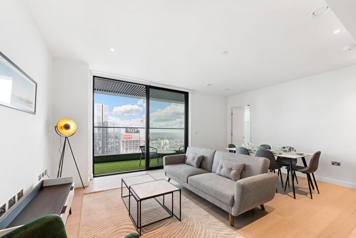 1 Bedroom Flat To Rent In Bagshaw Building, Wardian, London, E14