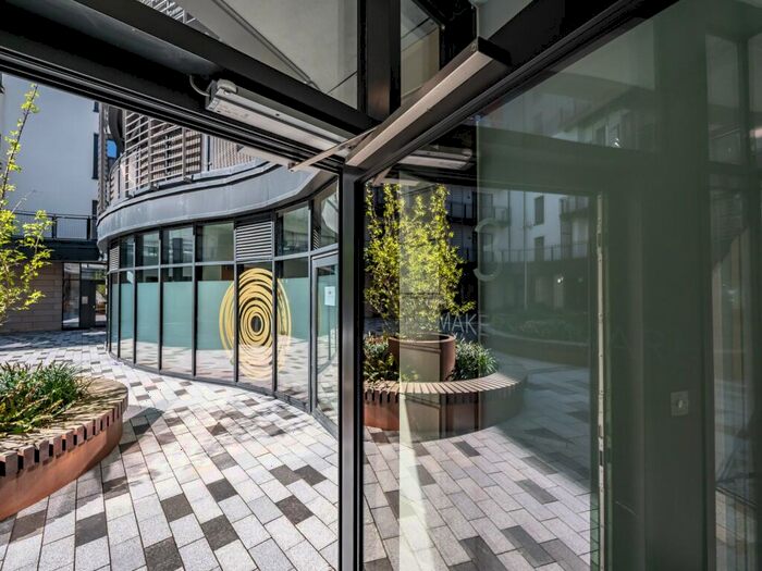 1 Bedroom Flat To Rent In Shoemakers Square, Edinburgh, EH8