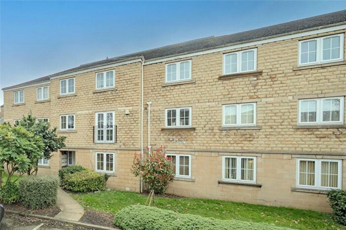 2 Bedroom Apartment For Sale In Britannia Mews, Hough Side Road, Pudsey, Leeds, LS28