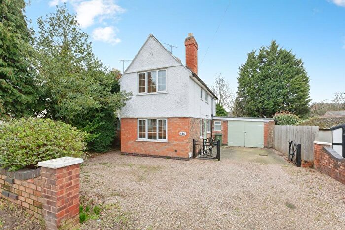 3 Bedroom Semi Detached House For Sale In Enderby Road, Whetstone, Leicester, LE8