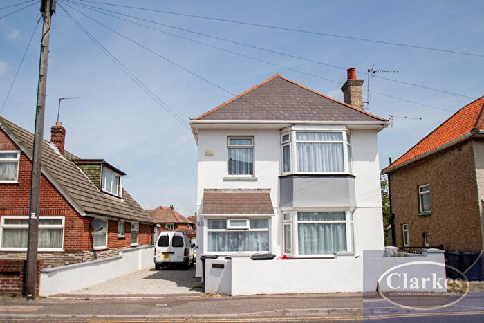 4 Bedroom Block Of Apartments For Sale In Columbia Road, Ensbury Park, BH10