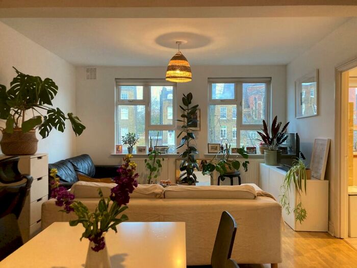 1 Bedroom Flat To Rent In Upper Street, Islington, N1