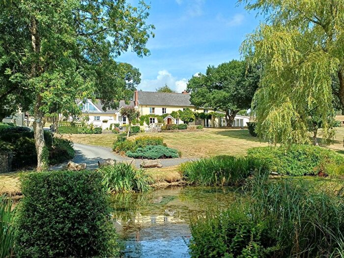 9 Bedroom Detached House For Sale In Broadwoodkelly, Winkleigh, EX19