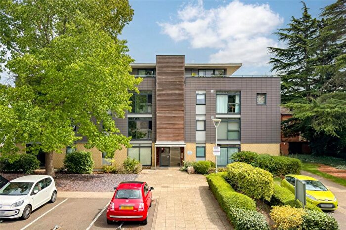 1 Bedroom Penthouse To Rent In Newsom Place, Hatfield Road, St. Albans, Hertfordshire, AL1