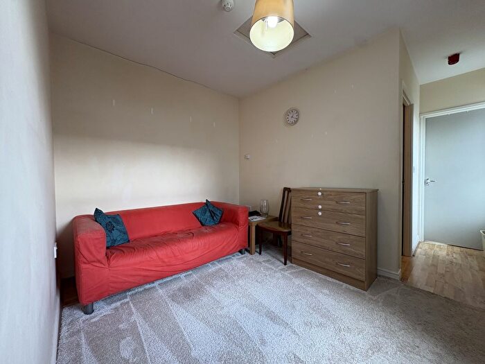 1 Bedroom Flat To Rent In Partridge Road, Roath, CF24