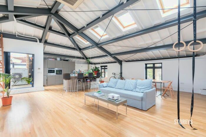 3 Bedroom Flat To Rent In Shacklewell Street, Shoreditch, E2