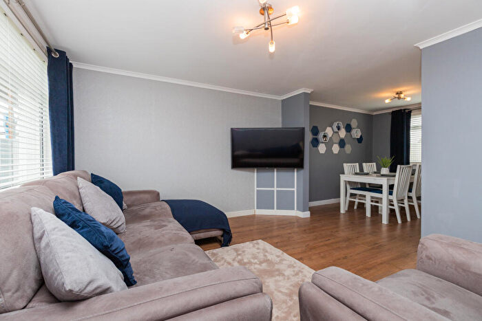 3 Bedroom Terraced House For Sale In Abbotsford Crescent, Paisley, PA2