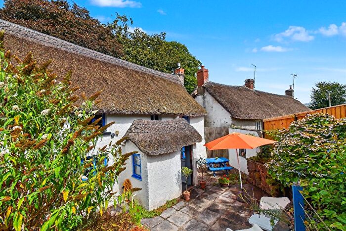 3 Bedroom Cottage For Sale In Harpers Hill, Okehampton, EX20