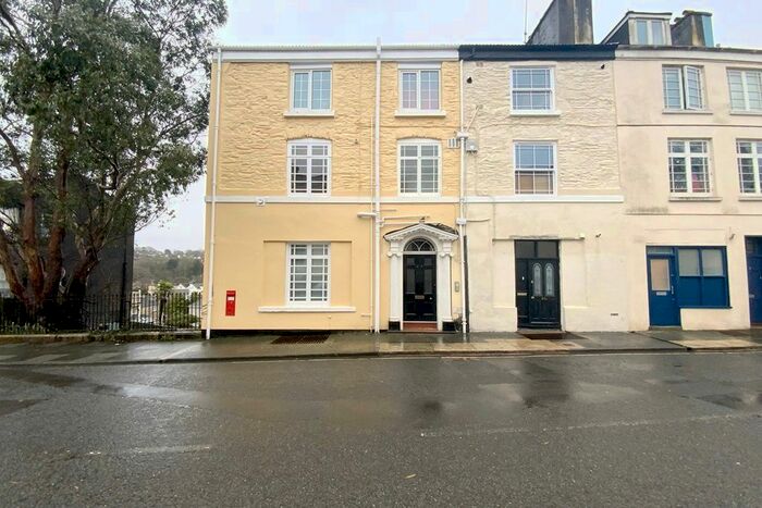 1 Bedroom Flat To Rent In West Street, Tavistock, PL19