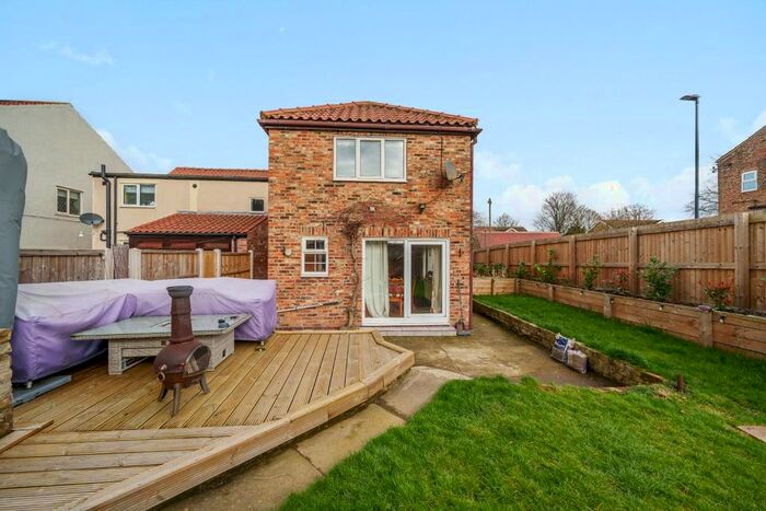 4 Bedroom End Of Terrace House For Sale In Westfield Road, Tockwith, York, North Yorkshire, YO26