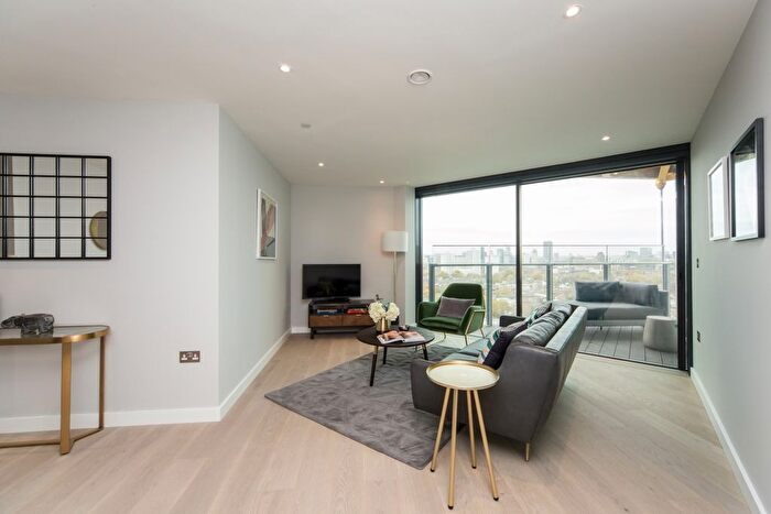 1 Bedroom Flat To Rent In Churchyard Row, London, SE11
