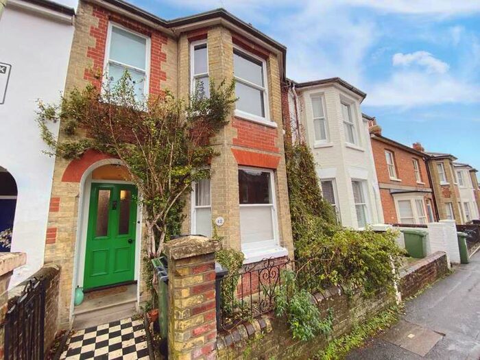 3 Bedroom Terraced House To Rent In Western Road, Winchester, SO22