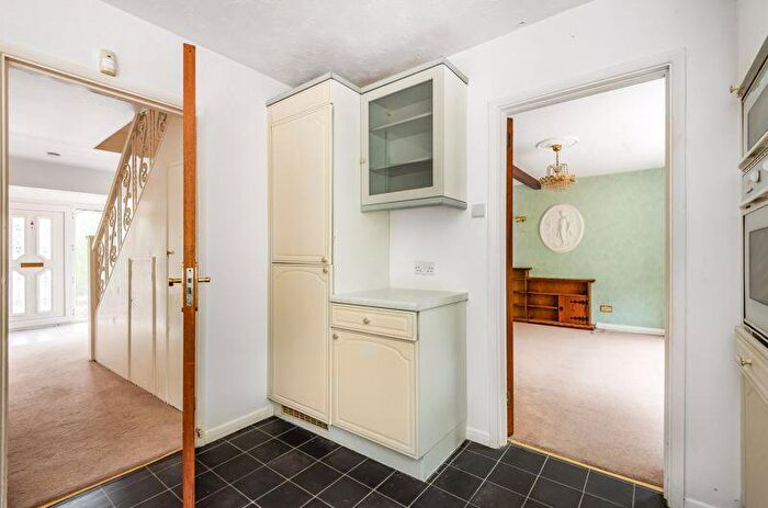 5 Bedroom Detached House To Rent In Park Road, Kenley, CR8