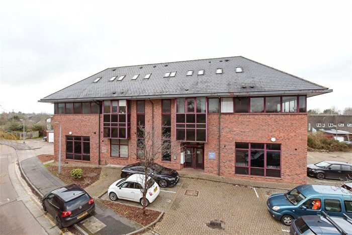 2 Bedroom Flat For Sale In Challenge Court, Leatherhead, Surrey, KT22