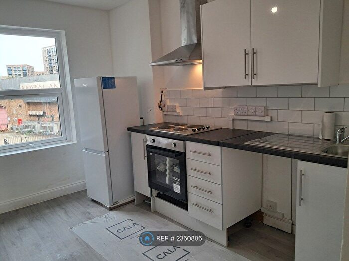 1 Bedroom Flat To Rent In Loampit Vale, London, SE13