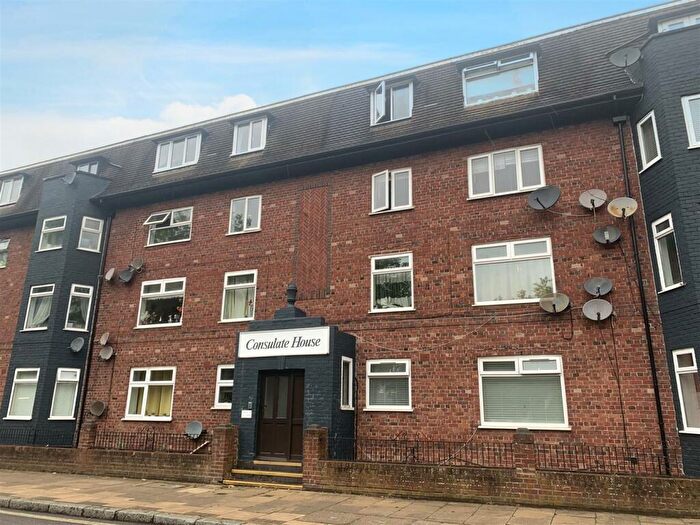 1 Bedroom Flat To Rent In Consulate House, Canute Road, Southampton, SO14