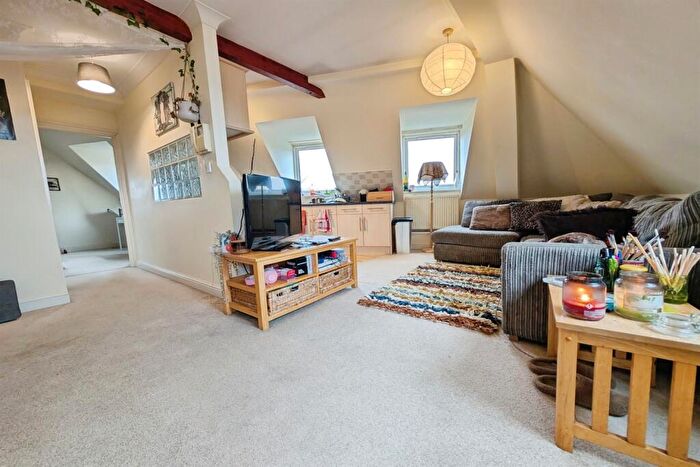 1 Bedroom Flat To Rent In Cranbury Place, Southampton, SO14