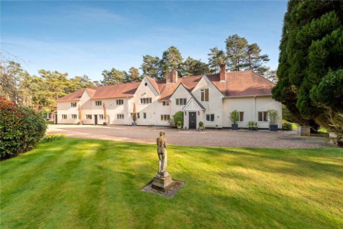 6 Bedroom Detached House For Sale In Swinley Road, Ascot, Berkshire, SL5